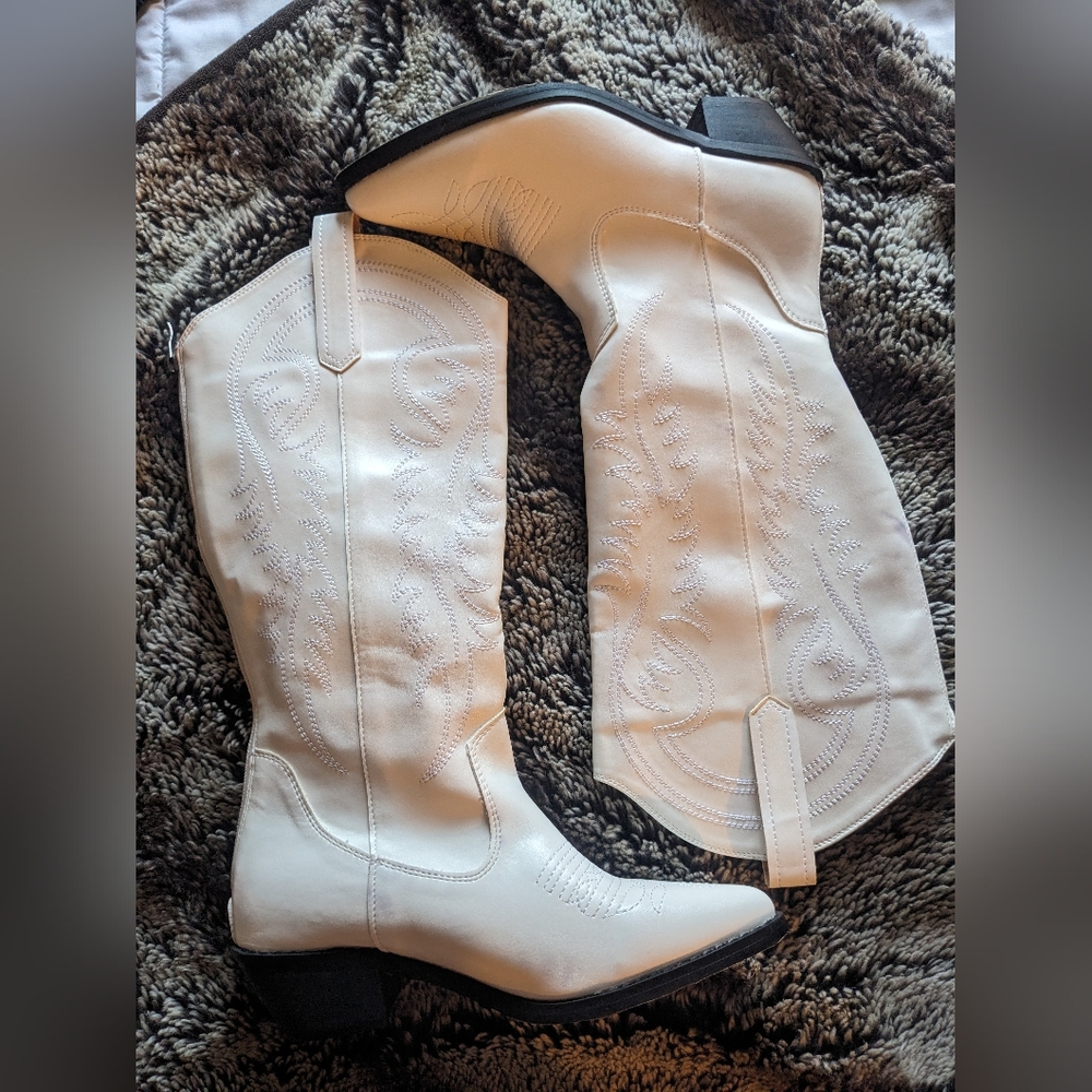 White Cowboy Boots - 37/ 6.5 US